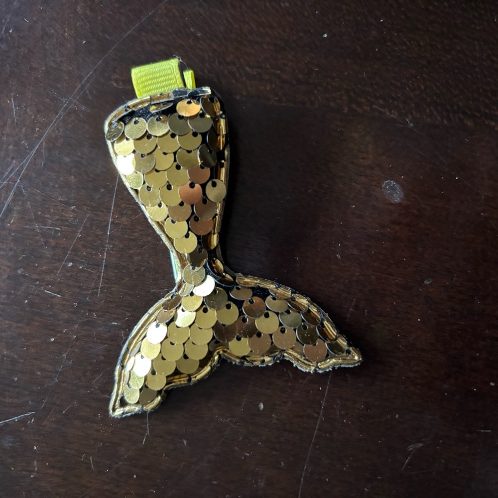 Shimmering Gold Sequin Mermaid Tail Hair Clip Hairpin